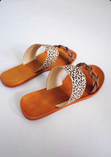 Load image into Gallery viewer, Cheetah Print Summer Sandal