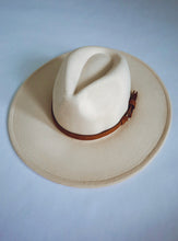 Load image into Gallery viewer, Wide Brim Dandy Hat